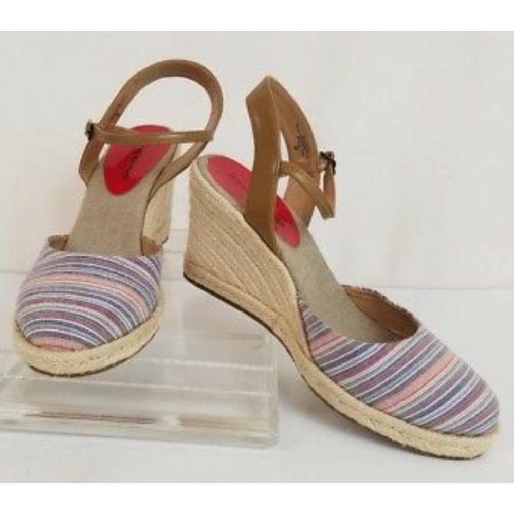 Bandolino Womens Fabric Wedge Sz 9M Slingback Multi Color Stripes Sandal